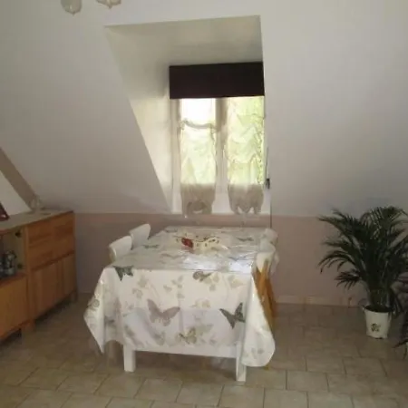 House Le Clos De L'arche 1 Holiday home